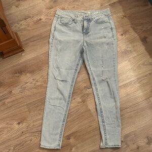 Seven7 Women's Light  Skinny Jeans